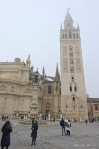 202212_seville_1910_tour_giralda_wmk